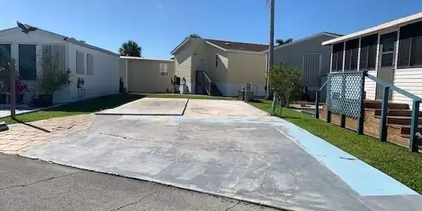 534 Nettles Boulevard
