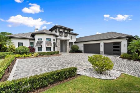 6680 SW Silver Wolf Drive