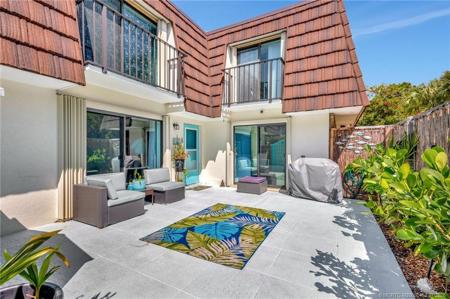 6057 SE Riverboat Drive