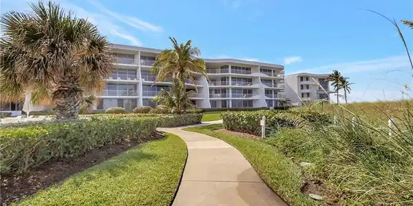 Image 3: A sidewalk for easy access to the Club