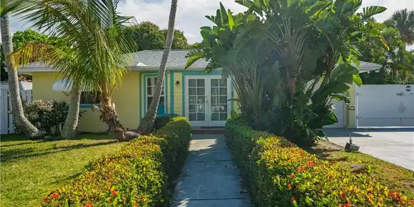 2222 NE Pelican Terrace
