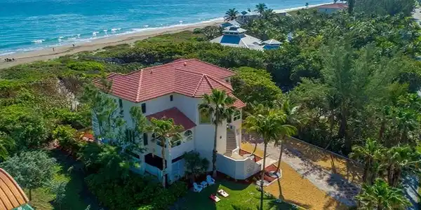 1981 NE Ocean Boulevard