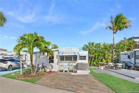 10701 S Ocean Drive