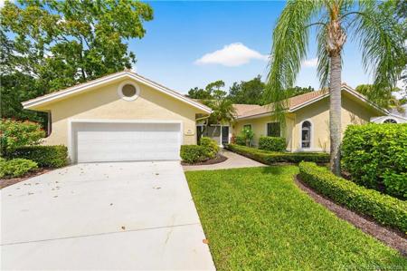 2025 NW Laurel Oak Lane