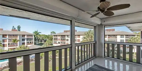 166 SE Saint Lucie Boulevard