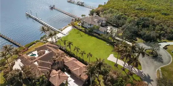 1328 SW Estates Place