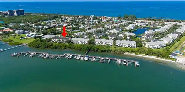 1004 Mariner Bay Boulevard