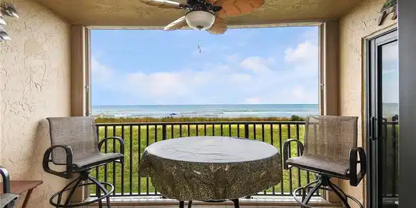 10200 S Ocean Drive