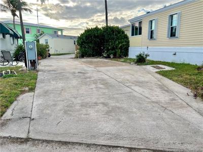 10701 S Ocean Drive