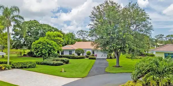 4646 SW Lorne Court