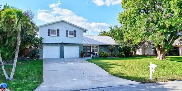 4729 SE Glenridge Trail