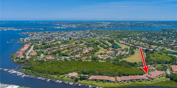 2394 SW Island Creek Trail