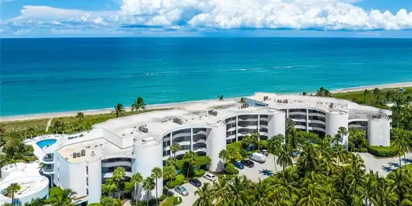 2001 SE Sailfish Point Boulevard