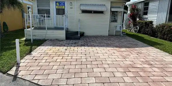 175 Nettles Boulevard