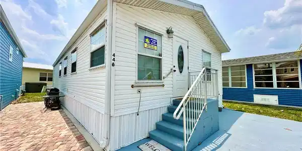 446 Nettles Boulevard
