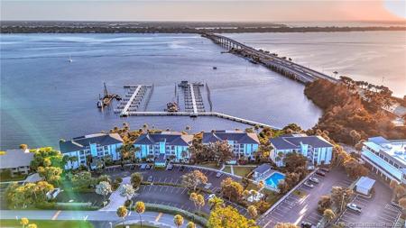 390 NE Edgewater Drive