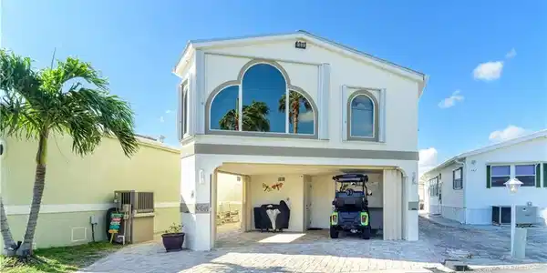 10701 S Ocean Drive