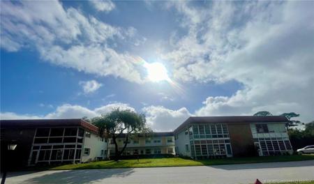1225 NW 21st Street