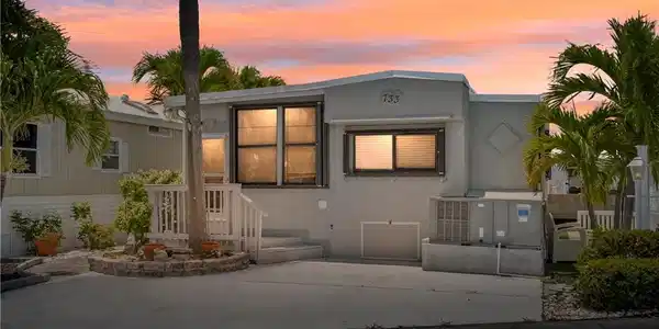 10701 S Ocean Drive