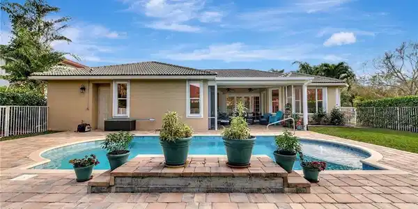4658 SW Long Bay Drive