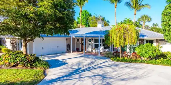 9 Lantana Lane
