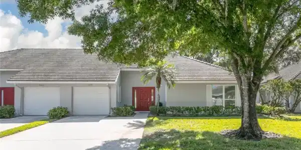 2954 SW Westlake Circle