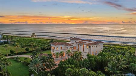 1025 NE Doubloon Drive