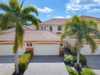 2385 SW Island Creek Trail