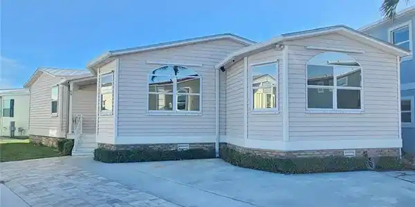 68 Nettles Boulevard