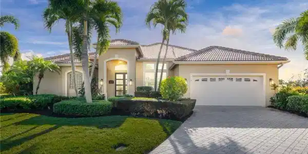 1826 SE Killean Court