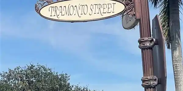 9 SE Tramonto Street