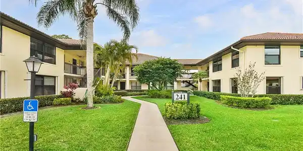 241 SW South River Drive