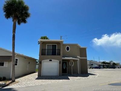424 Nettles Boulevard