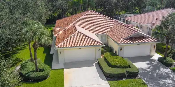2467 SW Nettles Court