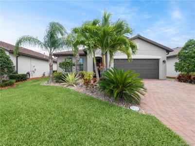 788 SE Villandry Way SE