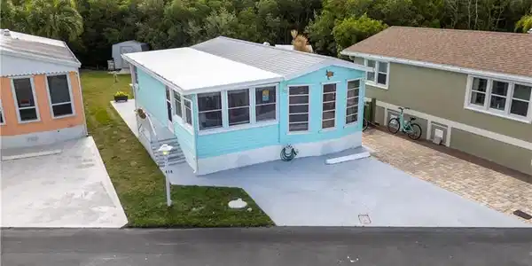 10701 S Ocean Drive