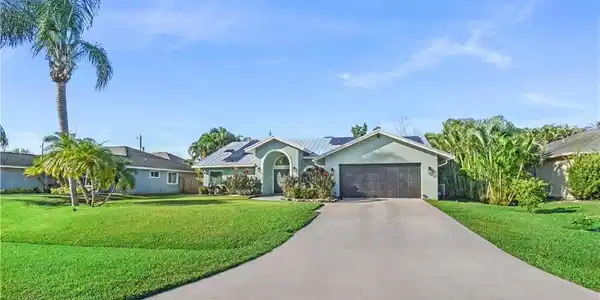 475 SE Nome Drive