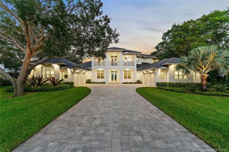 505 SE Saint Lucie Boulevard