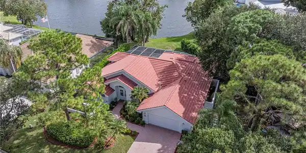 1137 SW Lighthouse Drive