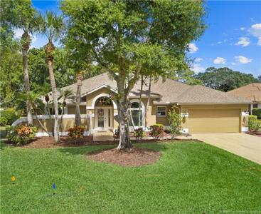 2055 SW Danforth Circle