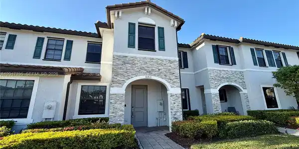 11313 SW 250th Ter