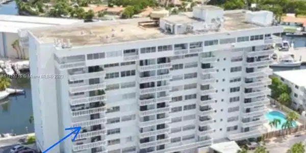 13155 Ixora Ct