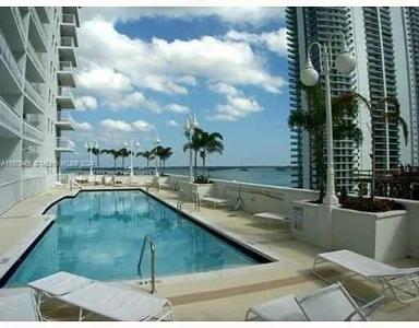 1200 Brickell Bay Dr