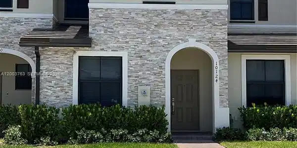 10124 SW 228th Ter