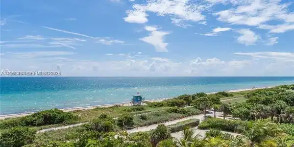 9341 Collins Ave
