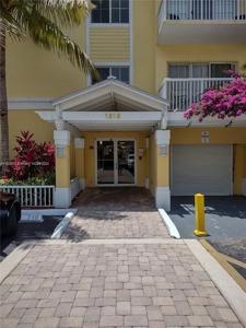 1515 E Broward Blvd
