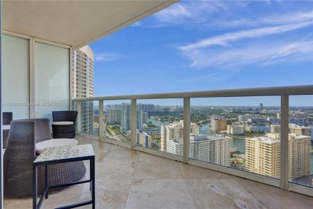 1800 S Ocean Dr