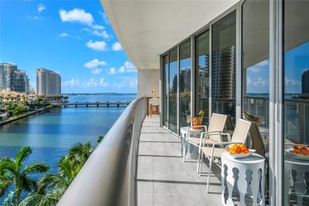 465 Brickell Ave