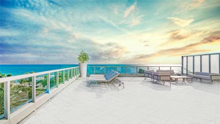 4391 Collins Ave