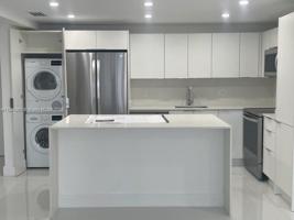 19390 Collins Ave Unit 527